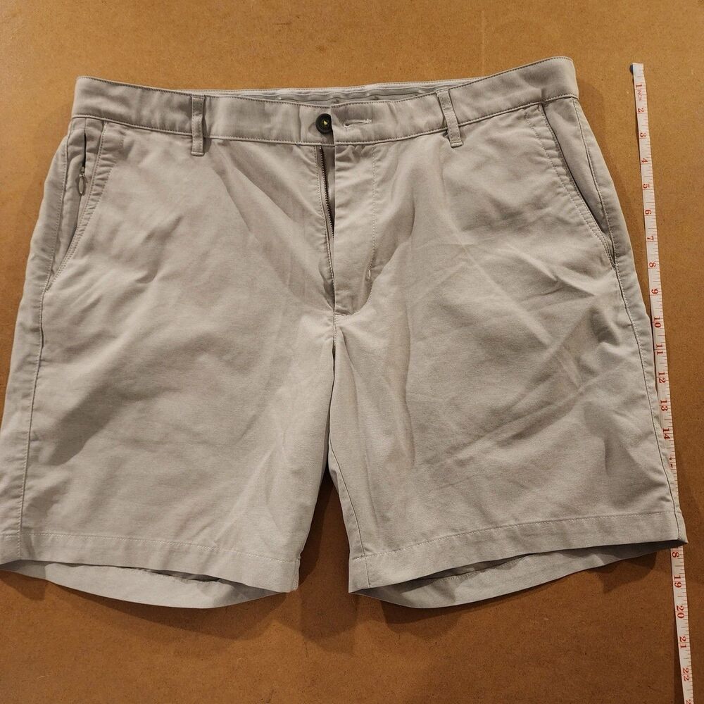 Tommy Bahama Mens Shorts 38 Gray IslandZone Golf Performance Stretch Zip Pocket
